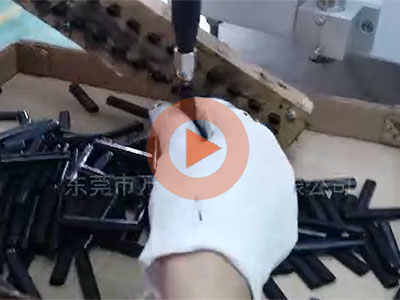 半自動灌膠機案例視頻:定量注膠