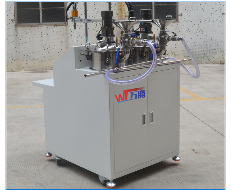 液態(tài)硅膠球泡燈灌膠機(jī)6